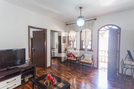 Casa à venda com 200m², 4 quartos e 2 vagas Casa à venda com 200m², 4 quartos e 2 vagasSala 2 no 2° Andar