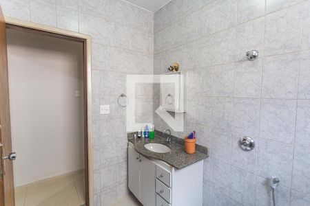 Casa à venda com 200m², 4 quartos e 2 vagas Casa à venda com 200m², 4 quartos e 2 vagasBanheiro Social 1