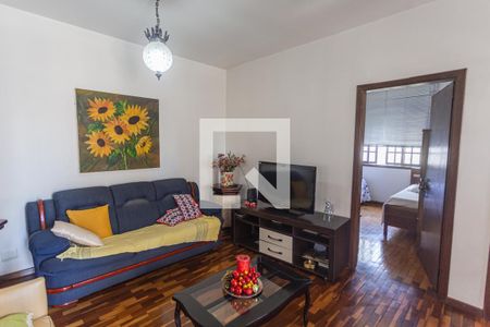 Casa à venda com 200m², 4 quartos e 2 vagas Casa à venda com 200m², 4 quartos e 2 vagasSala 2 no 2° Andar