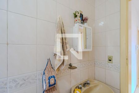 Apartamento à venda com 75m², 2 quartos e 1 vaga Apartamento à venda com 75m², 2 quartos e 1 vagaBanheiro