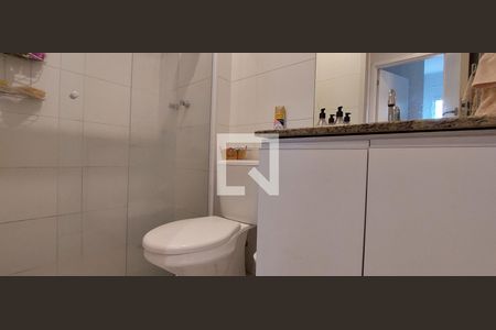 Apartamento à venda com 58m², 2 quartos e 2 vagasBanheiro 2