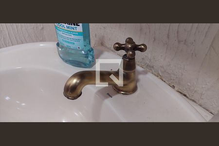 Casa à venda com 480m², 5 quartos e 8 vagas Casa à venda com 480m², 5 quartos e 8 vagasBanheiro Quarto 1 suíte