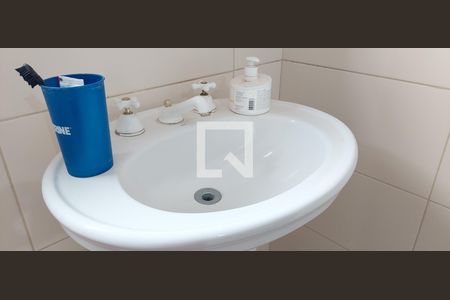 Casa à venda com 480m², 5 quartos e 8 vagas Casa à venda com 480m², 5 quartos e 8 vagasBanheiro Quarto 2 Suíte