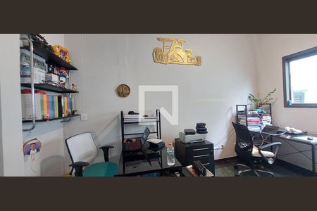 Casa à venda com 480m², 5 quartos e 8 vagas Casa à venda com 480m², 5 quartos e 8 vagasSala de jogos