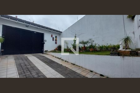 Casa à venda com 480m², 5 quartos e 8 vagas Casa à venda com 480m², 5 quartos e 8 vagasRampa Garagem