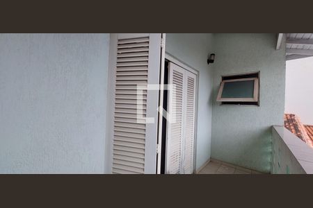 Casa à venda com 480m², 5 quartos e 8 vagas Casa à venda com 480m², 5 quartos e 8 vagasVaranda Quarto 4 suíte