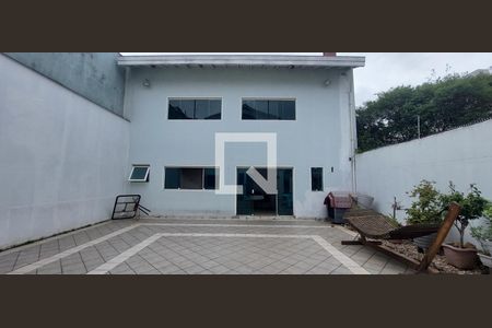 Casa à venda com 480m², 5 quartos e 8 vagas Casa à venda com 480m², 5 quartos e 8 vagasQuintal