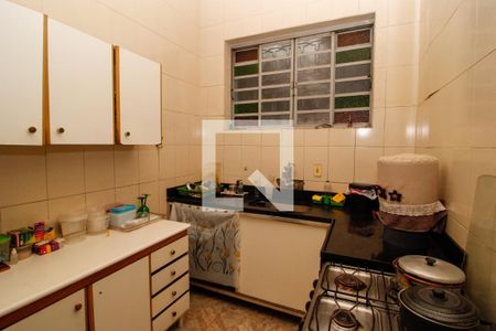 Casa à venda com 320m², 3 quartos e 2 vagas Casa à venda com 320m², 3 quartos e 2 vagasCozinha