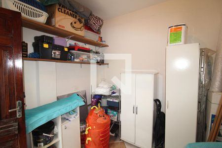 Casa à venda com 178m², 3 quartos e 3 vagasÁrea de Serviço - Quarto