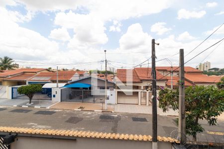 Casa à venda com 225m², 4 quartos e 4 vagas Casa à venda com 225m², 4 quartos e 4 vagasVista da Sacada da Suítes 01 e 02