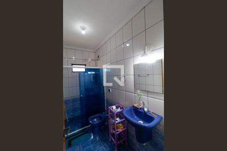 Casa à venda com 225m², 4 quartos e 4 vagas Casa à venda com 225m², 4 quartos e 4 vagasBanheiro da Suíte 02