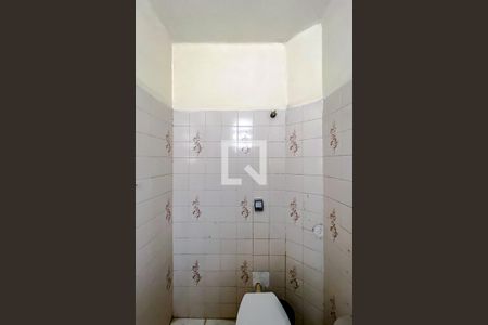 Casa à venda com 104m², 2 quartos e 1 vagaBanheiro de serviço