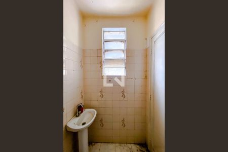 Casa à venda com 104m², 2 quartos e 1 vagaBanheiro de serviço