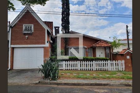 Casa à venda com 171m², 3 quartos e 2 vagas Casa à venda com 171m², 3 quartos e 2 vagasFoto 01