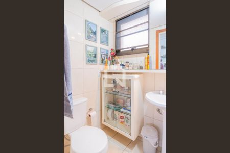 Apartamento à venda com 94m², 3 quartos e 2 vagas Apartamento à venda com 94m², 3 quartos e 2 vagasBanheiro da Suíte