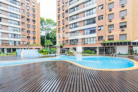 Apartamento à venda com 94m², 3 quartos e 2 vagas Apartamento à venda com 94m², 3 quartos e 2 vagasÁrea comum - Piscina