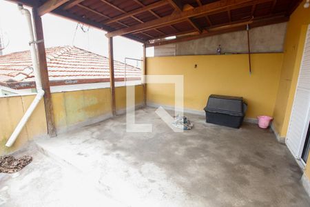 Casa para alugar com 200m², 2 quartos e 1 vagaQuintal