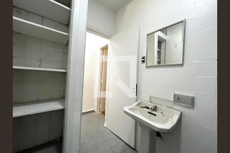 Casa para alugar com 47m², 2 quartos e sem vaga Casa para alugar com 47m², 2 quartos e sem vagaBanheiro