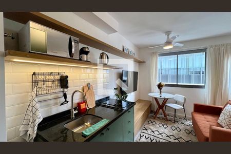 Studio à venda com 24m², 1 quarto e sem vaga Studio à venda com 24m², 1 quarto e sem vagaCozinha