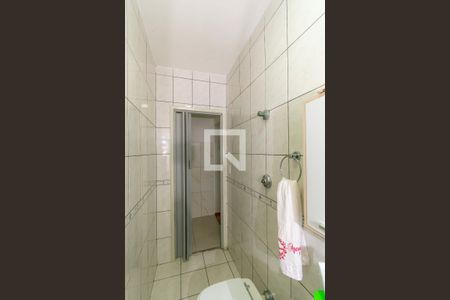 Casa à venda com 100m², 3 quartos e 3 vagas Casa à venda com 100m², 3 quartos e 3 vagasBanheiro