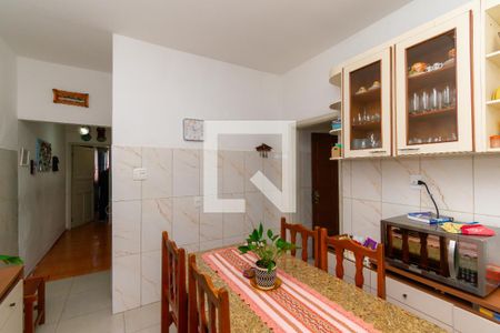 Casa à venda com 100m², 3 quartos e 3 vagas Casa à venda com 100m², 3 quartos e 3 vagasCozinha