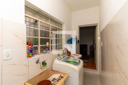 Casa à venda com 100m², 3 quartos e 3 vagas Casa à venda com 100m², 3 quartos e 3 vagasÁrea de Serviço