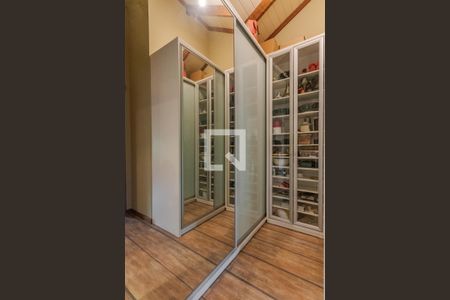 Casa de condomínio à venda com 316m², 3 quartos e 2 vagas Casa de condomínio à venda com 316m², 3 quartos e 2 vagasQuarto 2