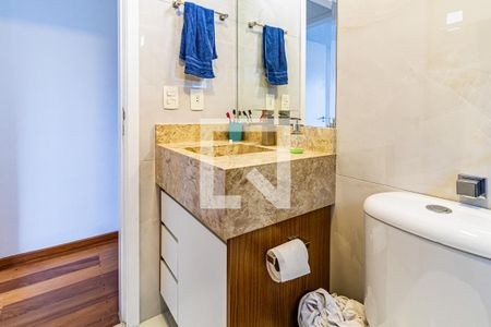 Casa de condomínio à venda com 170m², 3 quartos e 2 vagasBanheiro social