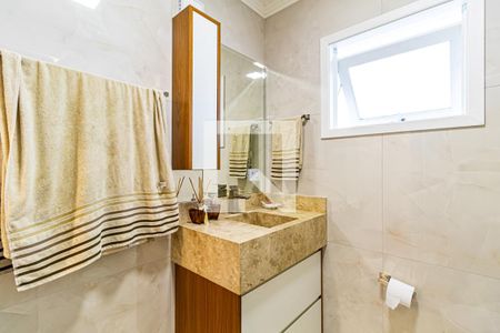 Casa de condomínio à venda com 170m², 3 quartos e 2 vagasSuite - Banheiro