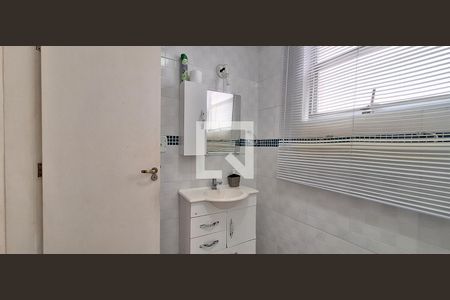 Apartamento para alugar com 56m², 2 quartos e sem vaga Apartamento para alugar com 56m², 2 quartos e sem vagaBanheiro