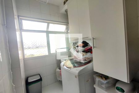 Apartamento à venda com 69m², 2 quartos e 1 vaga Apartamento à venda com 69m², 2 quartos e 1 vagaÁrea de Serviço