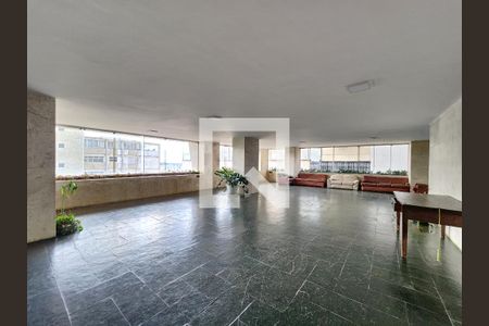 Apartamento para alugar com 240m², 4 quartos e 2 vagas Apartamento para alugar com 240m², 4 quartos e 2 vagasSalão de Festas