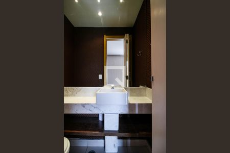 Apartamento à venda com 140m², 2 quartos e 2 vagasBanheiro cobertura