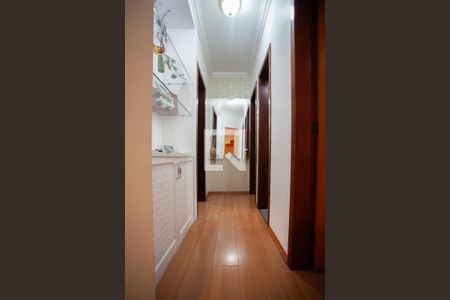 Apartamento à venda com 193m², 3 quartos e 2 vagas Apartamento à venda com 193m², 3 quartos e 2 vagasCorredor