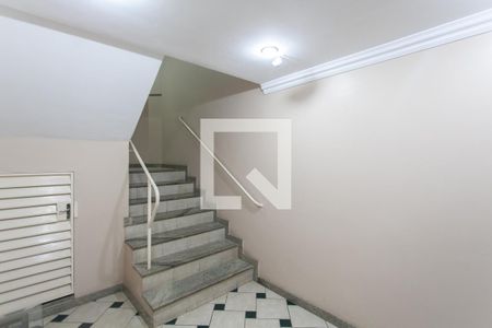 Apartamento à venda com 193m², 3 quartos e 2 vagas Apartamento à venda com 193m², 3 quartos e 2 vagasHall de entrada
