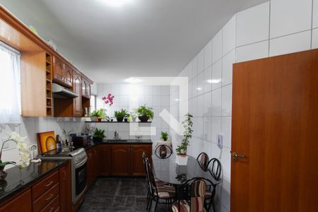 Apartamento à venda com 193m², 3 quartos e 2 vagas Apartamento à venda com 193m², 3 quartos e 2 vagasCozinha