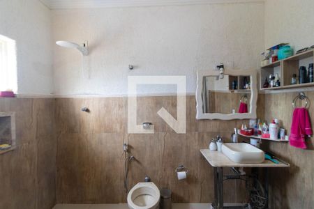 Casa à venda com 220m², 3 quartos e 3 vagas Casa à venda com 220m², 3 quartos e 3 vagasBanheiro da Suíte