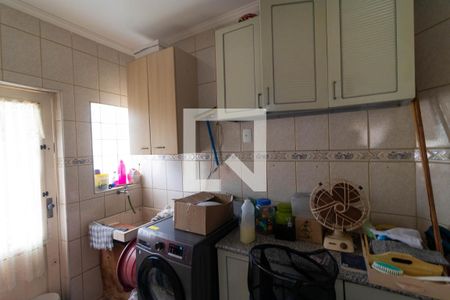 Casa à venda com 220m², 3 quartos e 3 vagas Casa à venda com 220m², 3 quartos e 3 vagasÁrea de Serviço