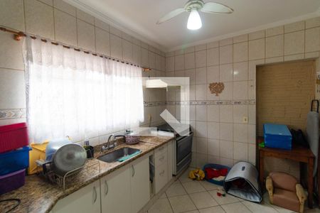 Casa à venda com 220m², 3 quartos e 3 vagas Casa à venda com 220m², 3 quartos e 3 vagasCozinha 01