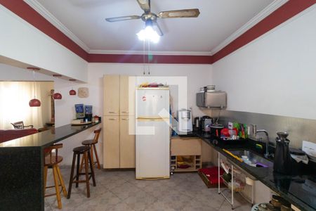 Casa à venda com 220m², 3 quartos e 3 vagas Casa à venda com 220m², 3 quartos e 3 vagasCozinha 02