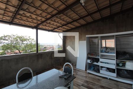 Casa para alugar com 360m², 4 quartos e 1 vagaVaranda