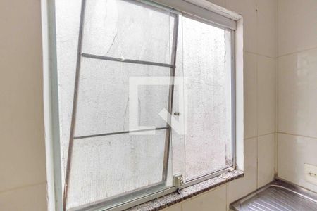 Studio para alugar com 43m², 1 quarto e sem vaga Studio para alugar com 43m², 1 quarto e sem vagaCozinha Janela