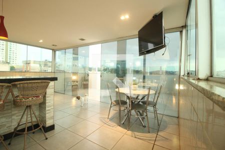 Apartamento à venda com 205m², 3 quartos e 2 vagasTerraço 