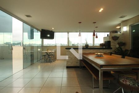 Apartamento à venda com 205m², 3 quartos e 2 vagasTerraço 