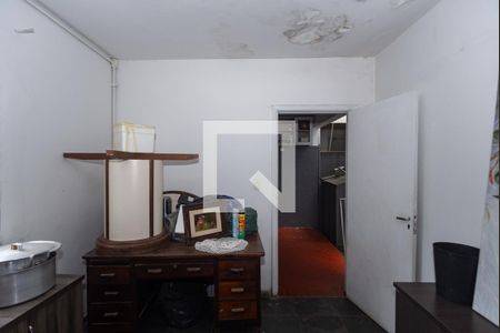 Casa à venda com 185m², 3 quartos e 3 vagas Casa à venda com 185m², 3 quartos e 3 vagasQuarto de Serviço