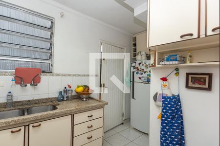 Casa à venda com 185m², 3 quartos e 3 vagas Casa à venda com 185m², 3 quartos e 3 vagasCozinha