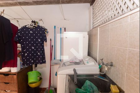 Casa à venda com 185m², 3 quartos e 3 vagas Casa à venda com 185m², 3 quartos e 3 vagasÁrea de Serviço