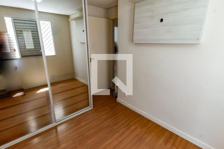 Quarto 1 de apartamento para alugar com 2 quartos, 45m² em Parque Munhoz, São Paulo