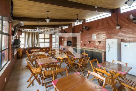 Apartamento à venda com 50m², 2 quartos e 1 vaga Apartamento à venda com 50m², 2 quartos e 1 vagaÁrea comum - Salão de festas