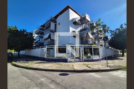 Apartamento à venda com 85m², 3 quartos e 1 vaga Apartamento à venda com 85m², 3 quartos e 1 vagaFachada